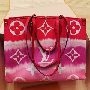 Louis Vuitton LV Escale OnTheGo Purse